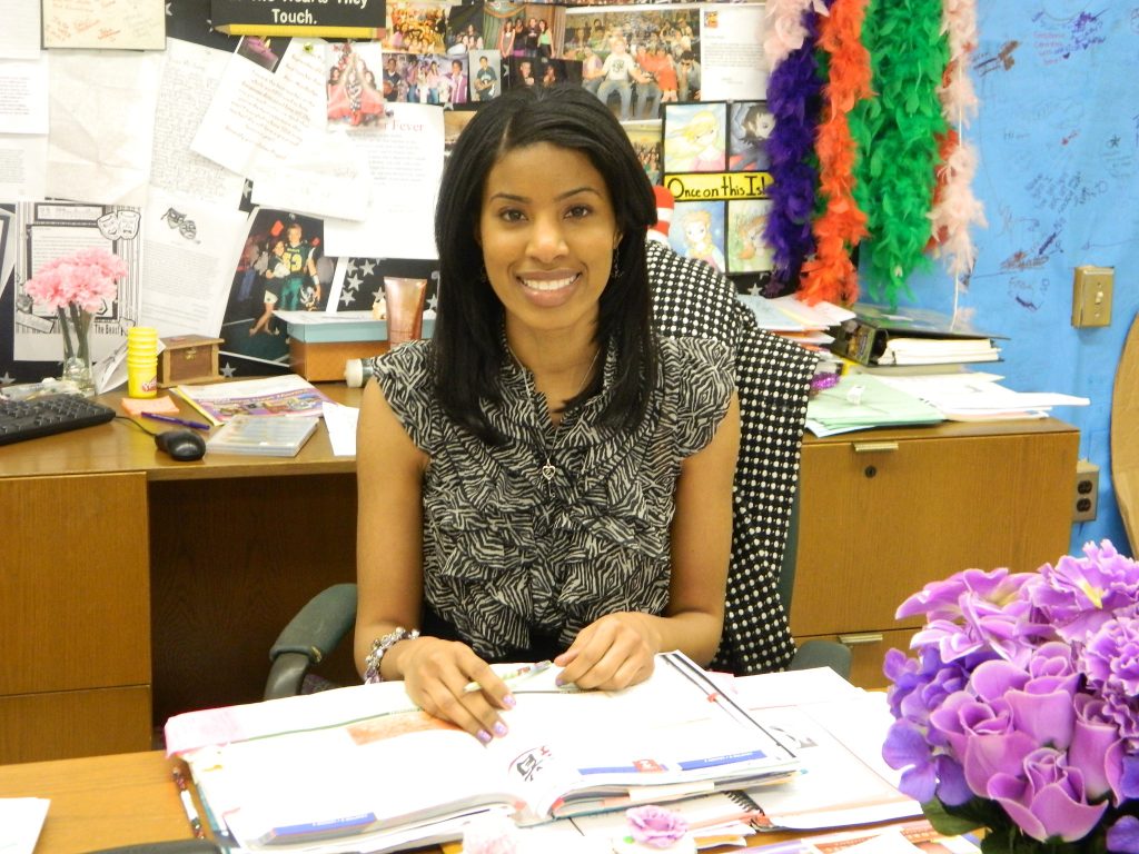 Middle School Teacher Wins Ms Illinois America Crown
