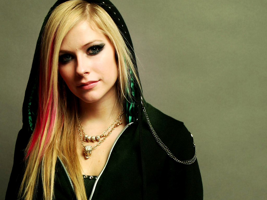 Cool Avril Lavigne Exclusive HD Wallpaper