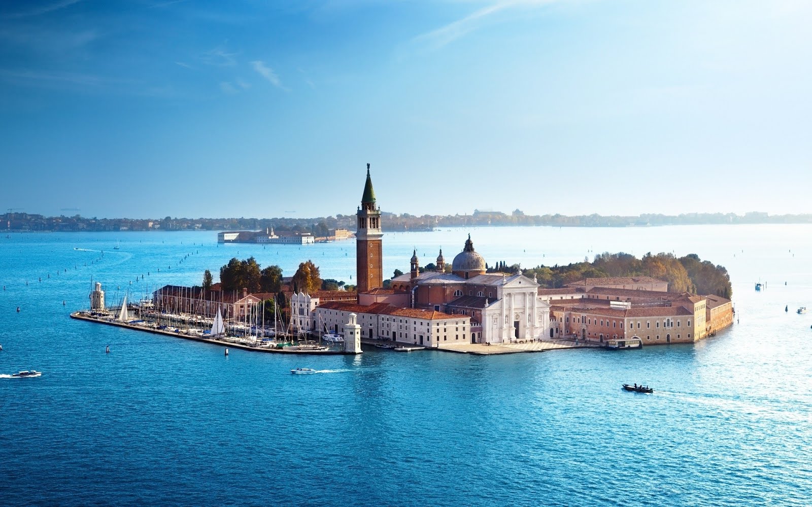 Conozca Usted El Lido Venecia Italia Ciudades Del Mundo Banco De