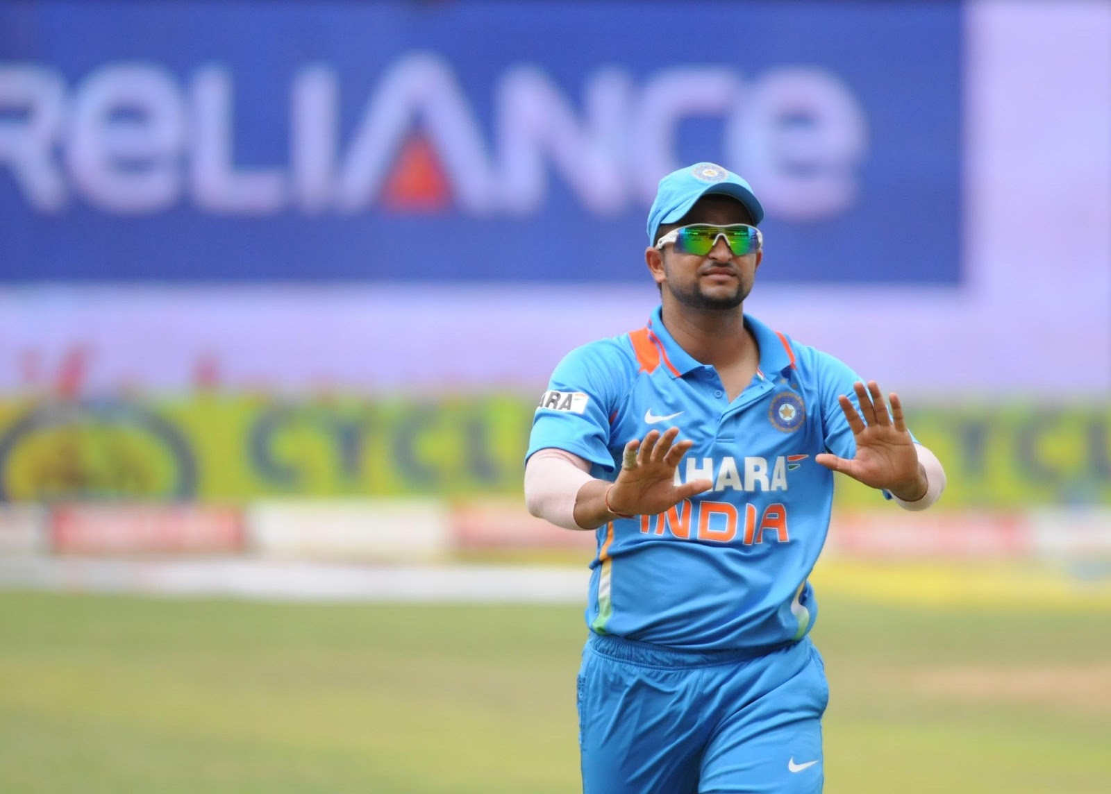 Suresh Raina HD Hq Wallpaper