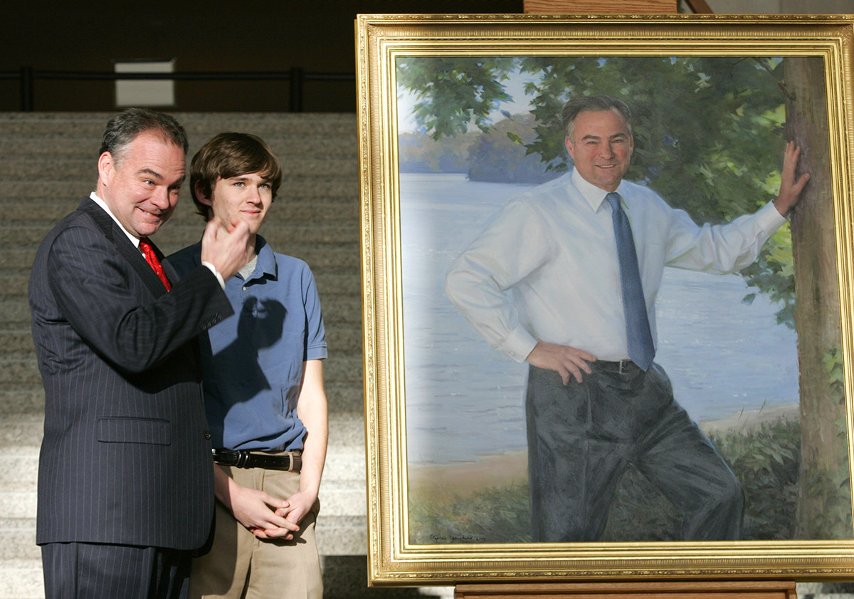 Picture That Show Just How Dad Tim Kaine Really Is Wallpaper