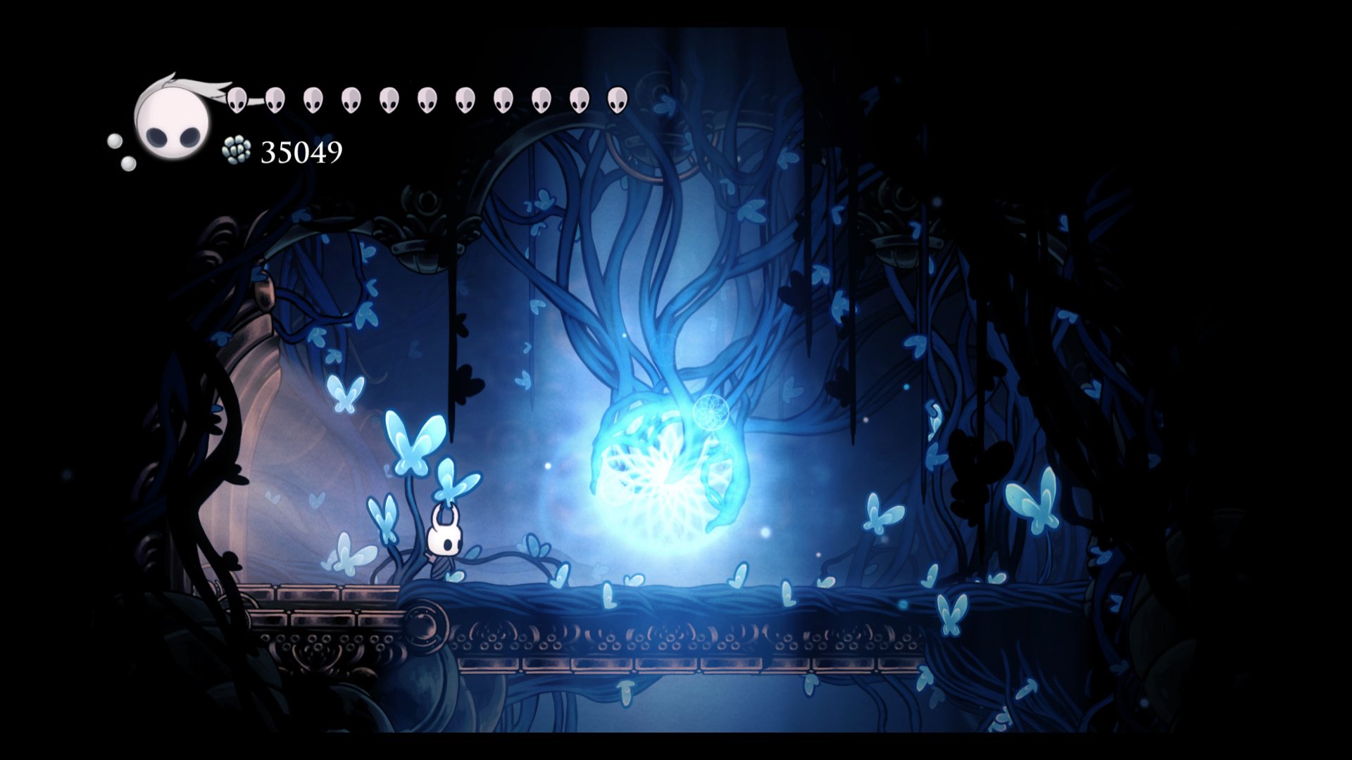 What should I do in the life blood room HollowKnight