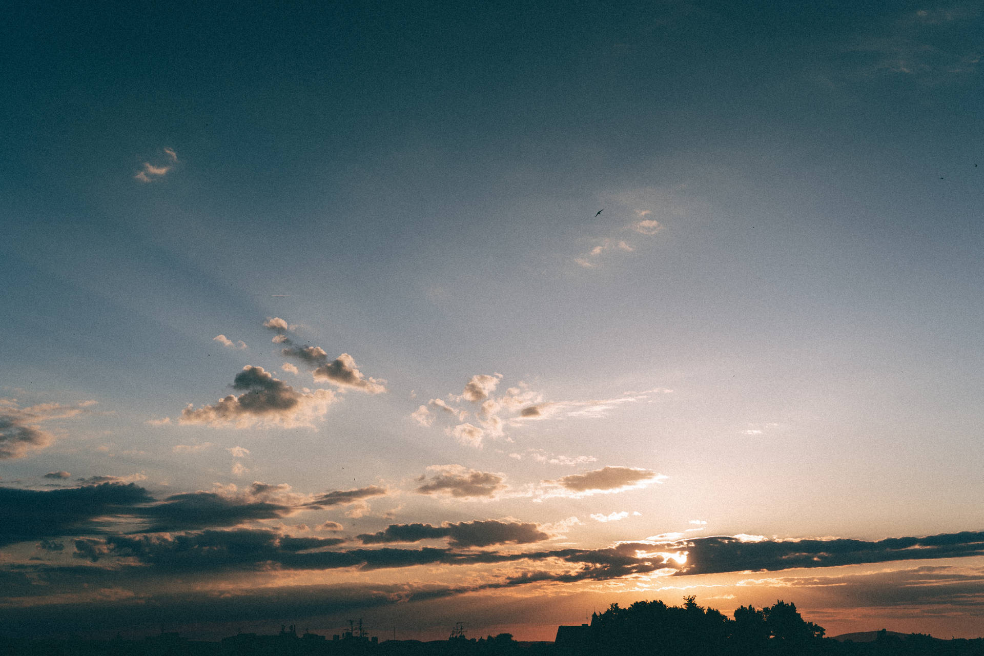 Top Aesthetic Sky Wallpaper Full HD 4k To Use