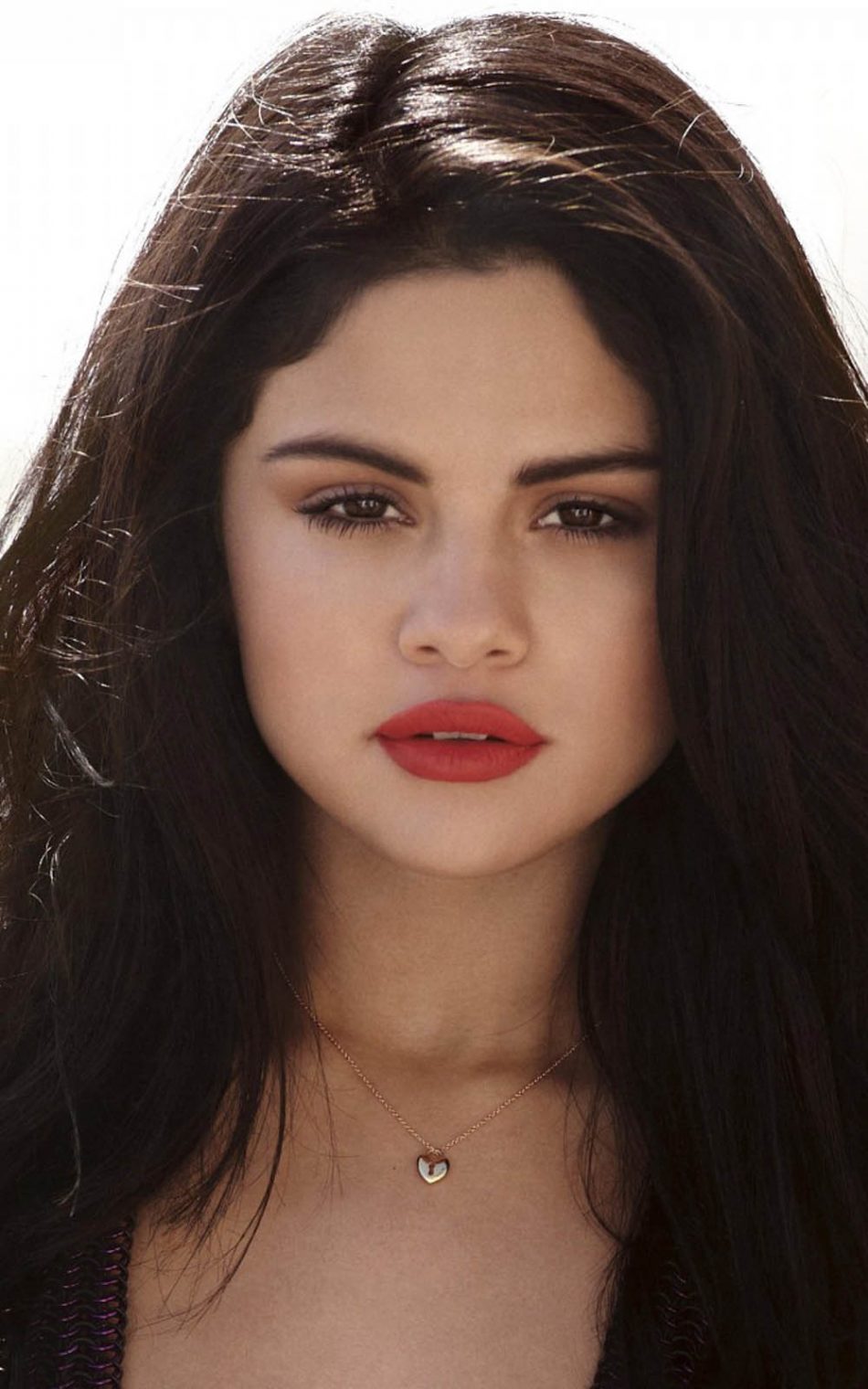 Download Selena Gomez Early Photoshoot Free Pure 4K Ultra HD