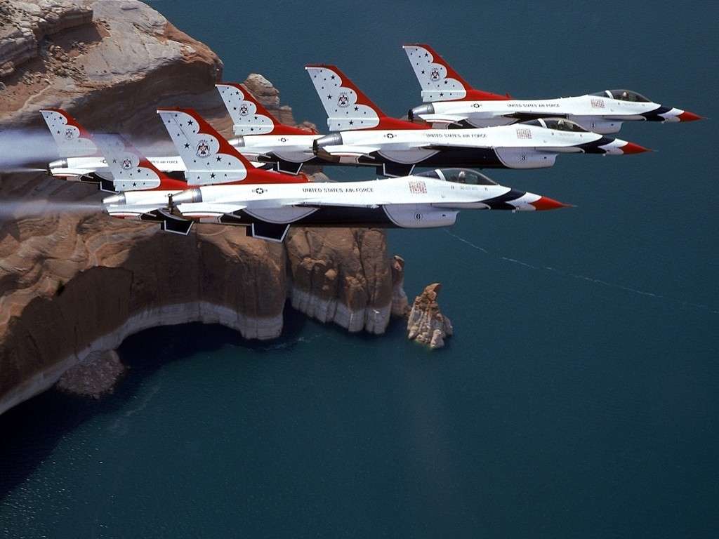 View Of F 16 Thunderbirds Wallpaper Hd Wallpapers