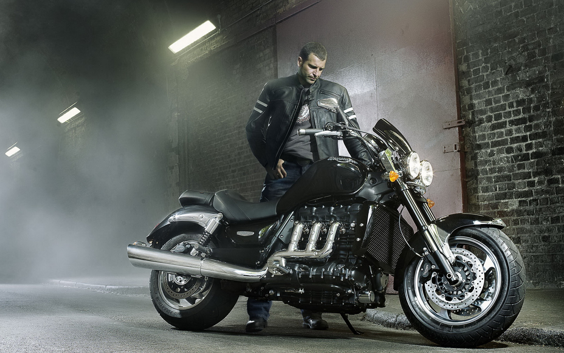 Triumph Rocket Iii Roadster Wallpaper And Image