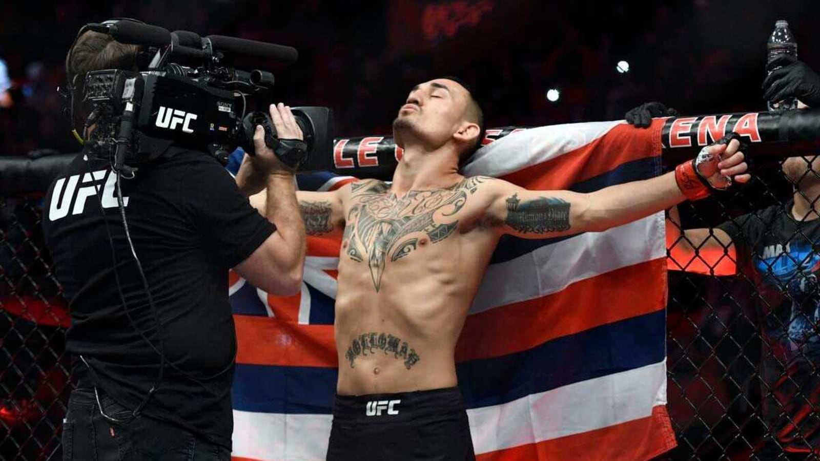 UFC Fight Night 445 strikes landed in one fight  Max Holloway is