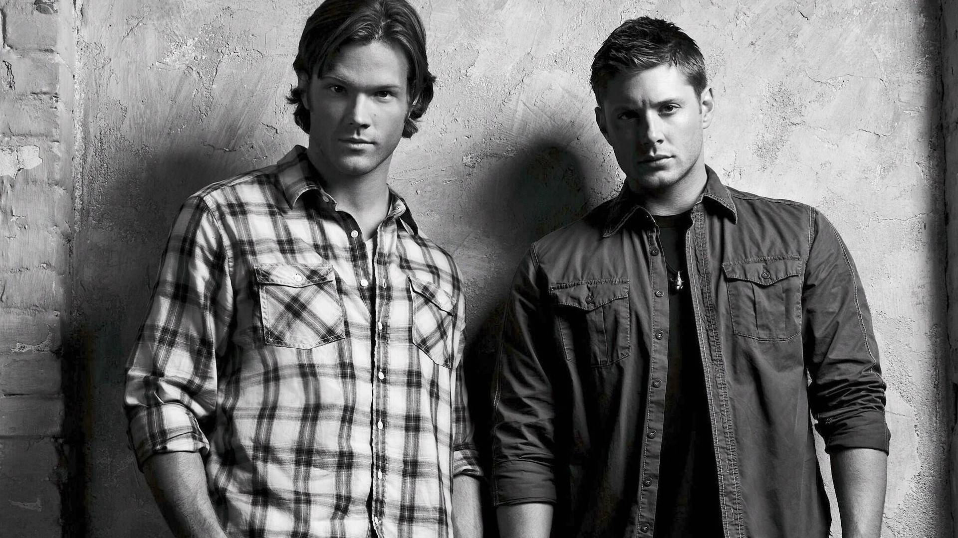 Sam And Dean Winchester Supernatural Wallpaper