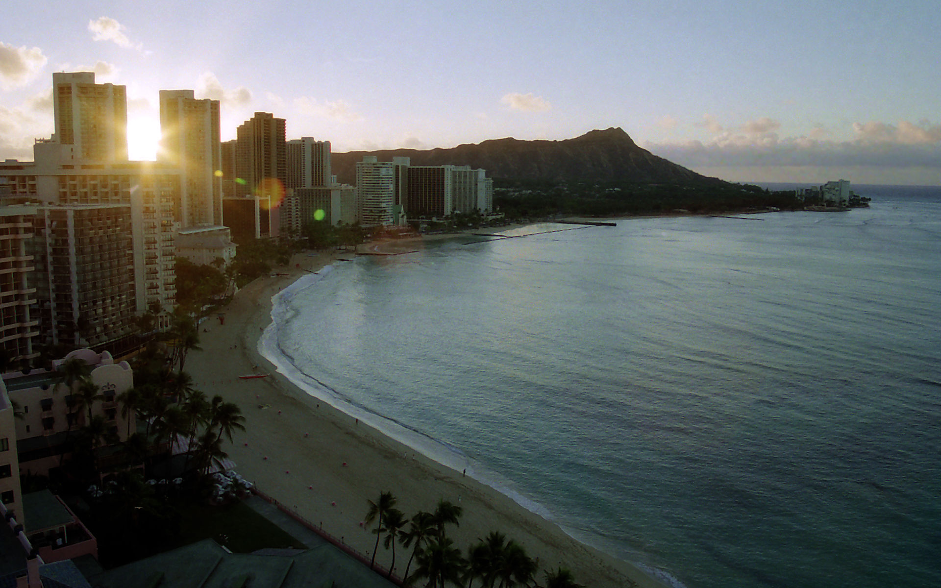 Morning Scenery Of Waikiki