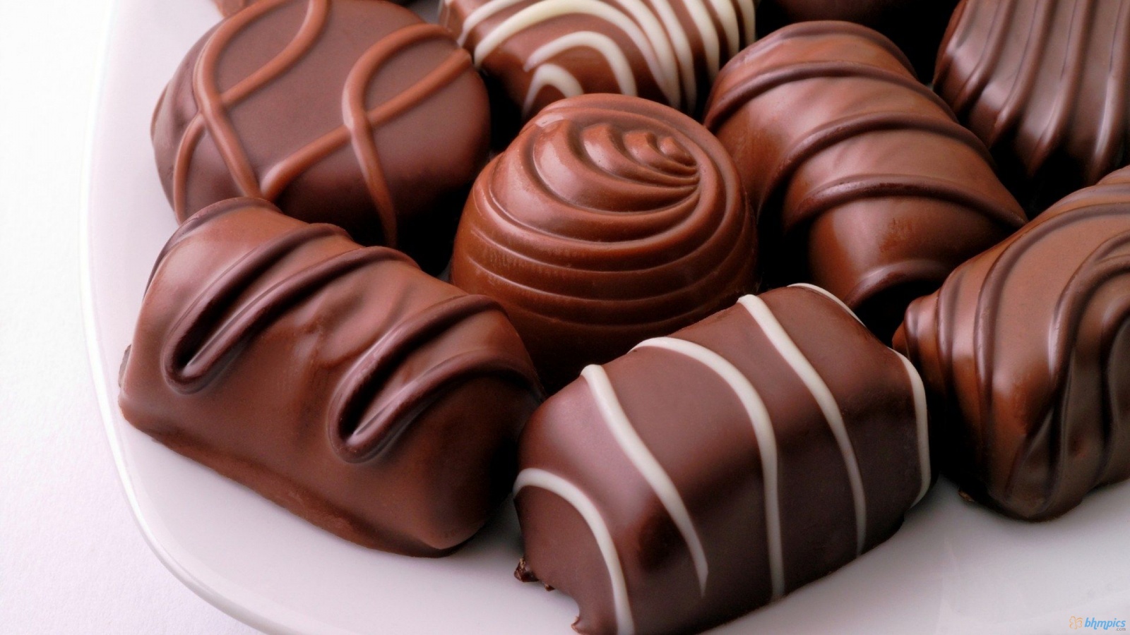 Sweet Chocolate Candies 1600x900 1599 HD Wallpaper Res 1600x900