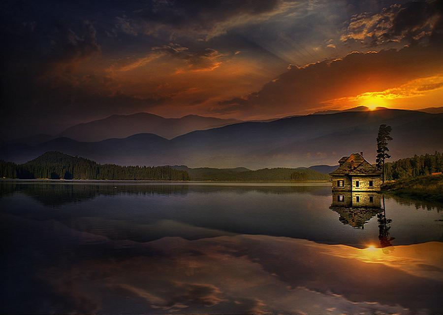 Little House On The Water Wallpaper HD