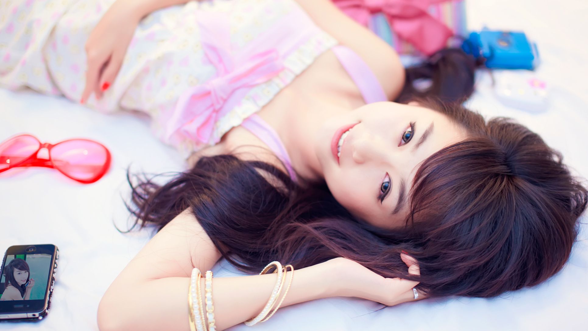 Cute Teen Girls Wallpaper Full HD
