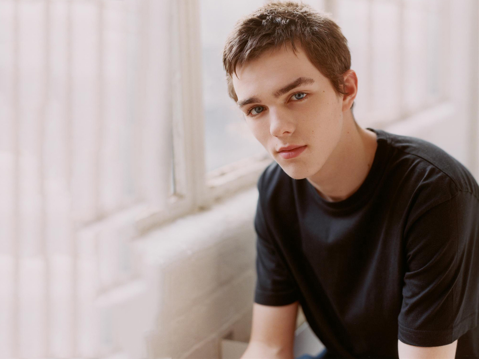 Nicholas Hoult Wallpaper High Resolution And Quality
