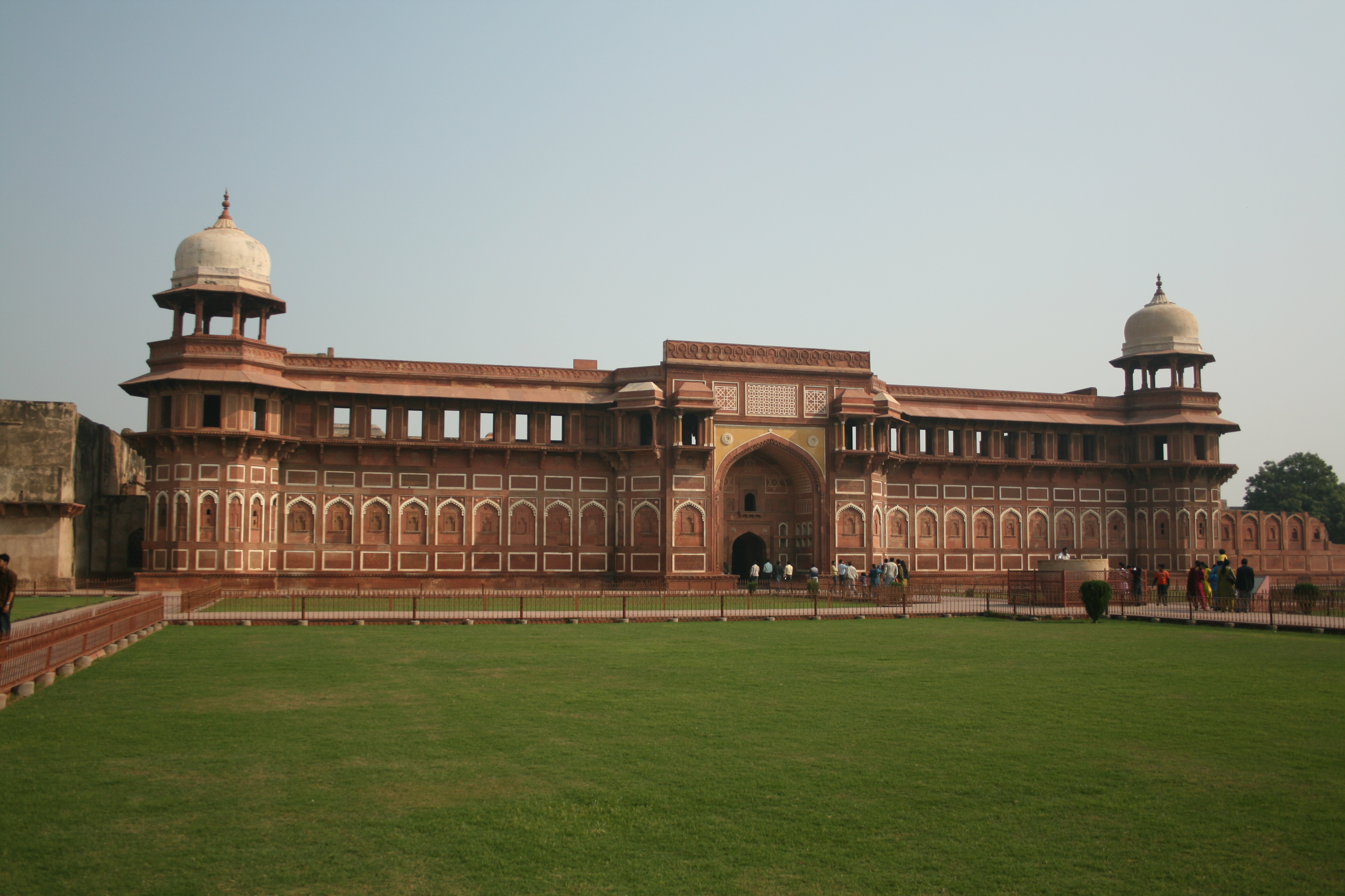 Beautiful Red Fort In Agra Wallpaper And Image