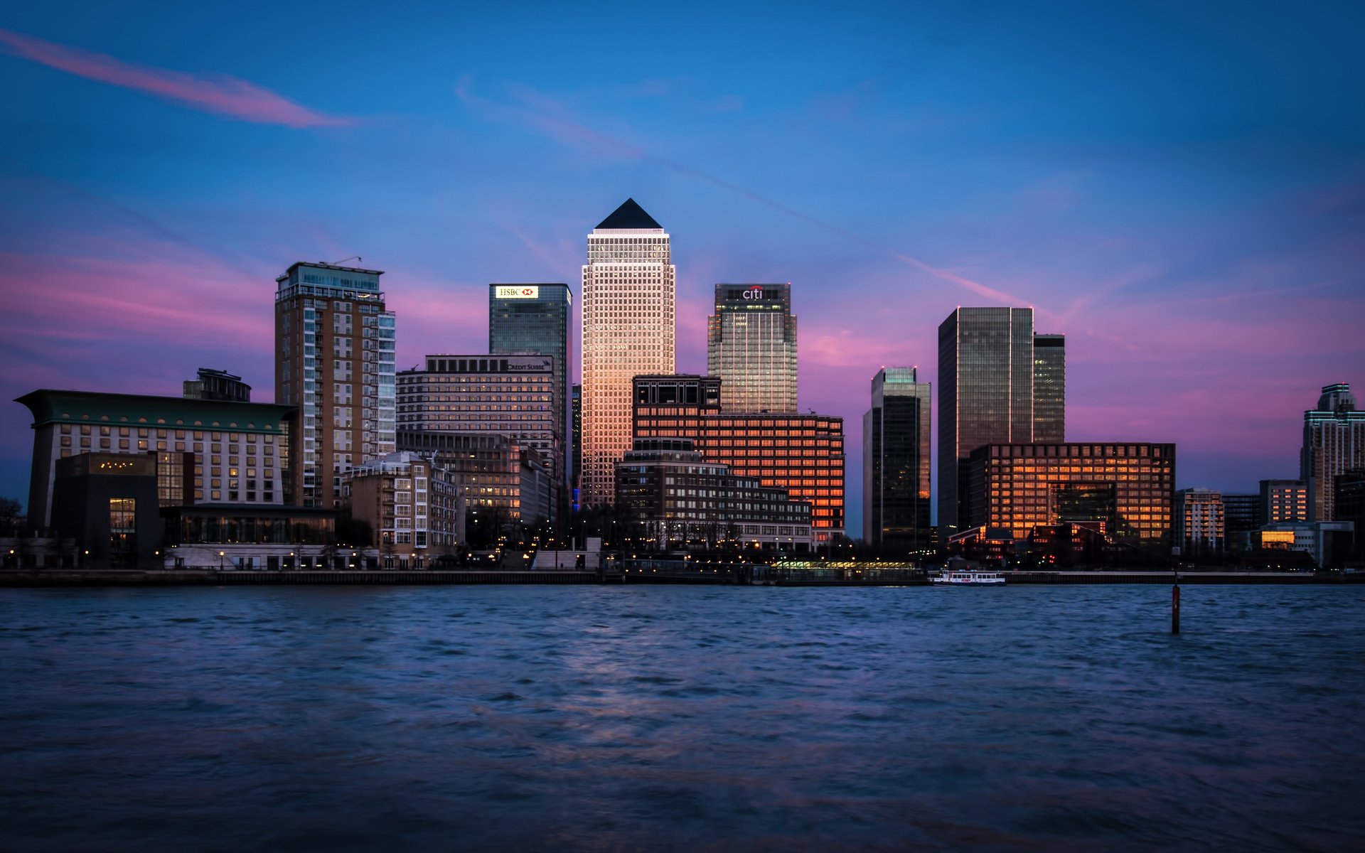 Canary Wharf In London HD Wallpaper Background Image