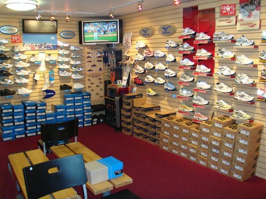 running shoe stores in massachusetts 533x400