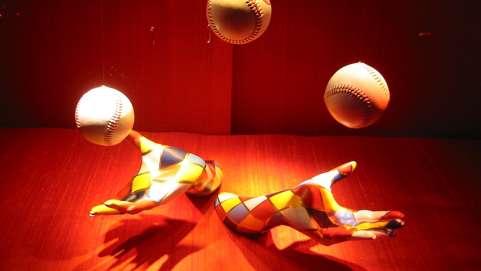 Juggling Background Wallpaper Baltana