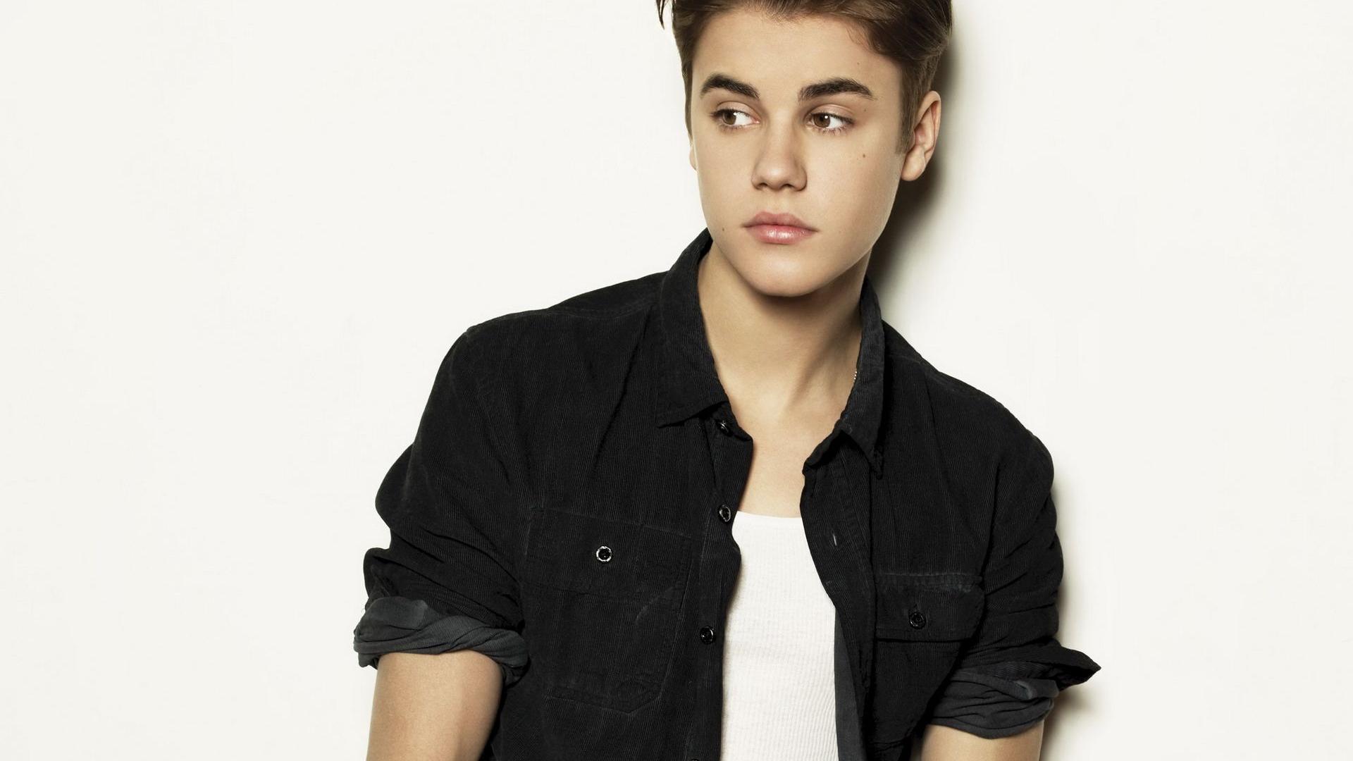Justin Bieber Wallpaper Image