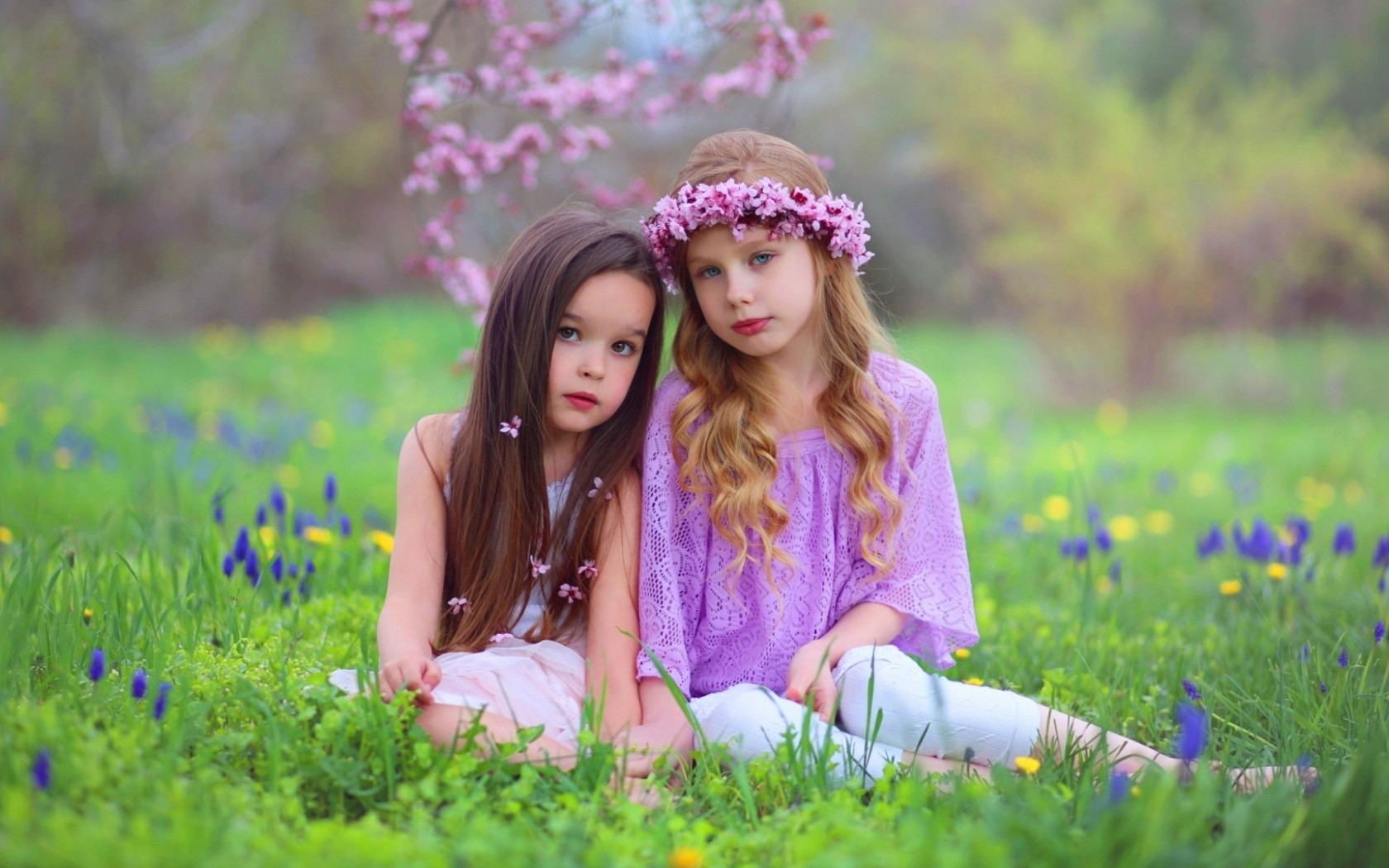 Cute Friendship Wallpaper Pictures