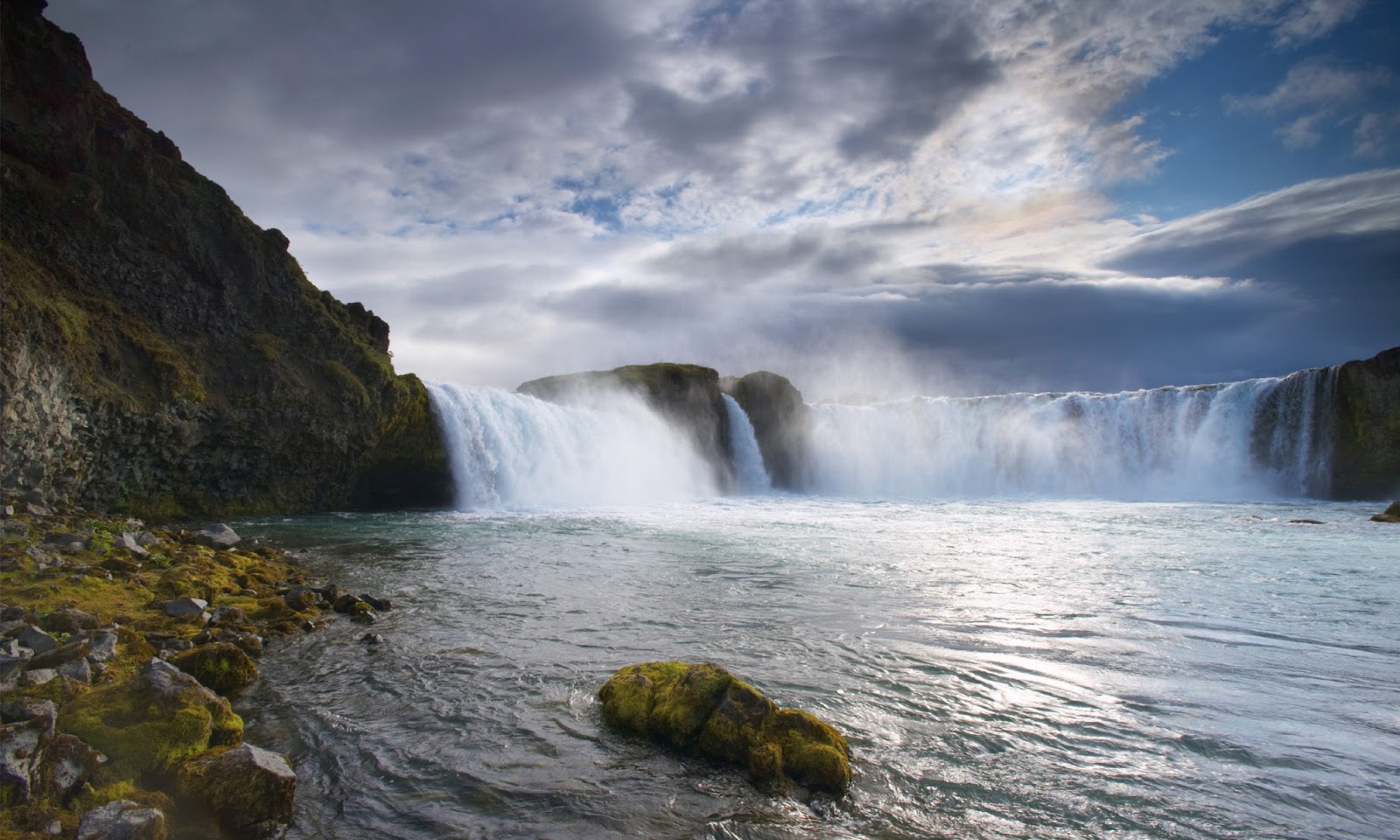 Iceland HD wallpapers HD Wallpapers High Definition iPhone HD 1600x960