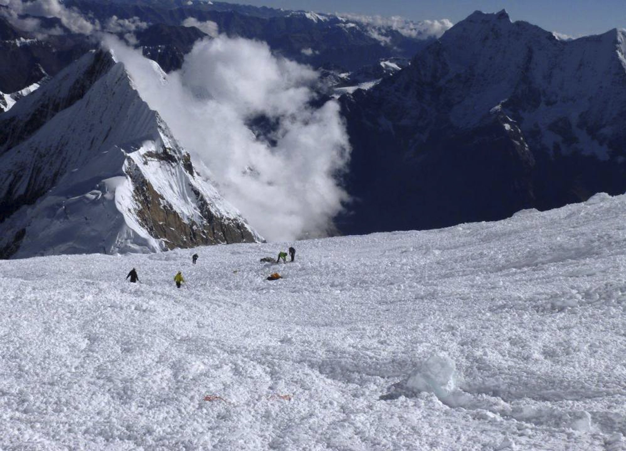 After Avalanche Record Climb Is Bittersweet The New York Times