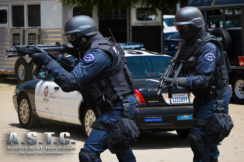 Displaying Gallery Image For Lapd Swat Wallpaper