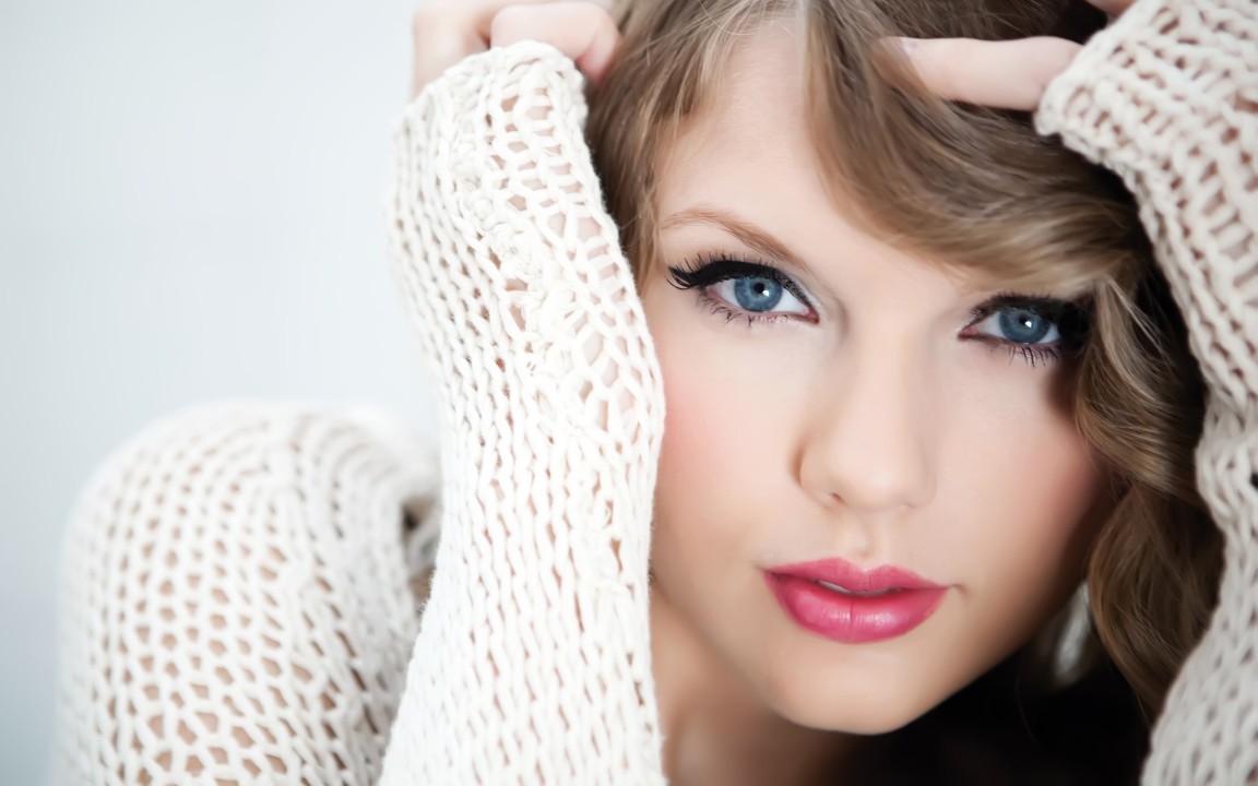 Beautiful Face Wallpaper