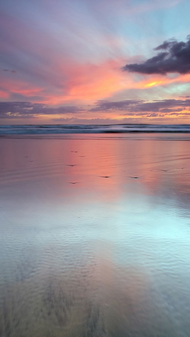 Beach Scene iPhone 5s Wallpaper iPad