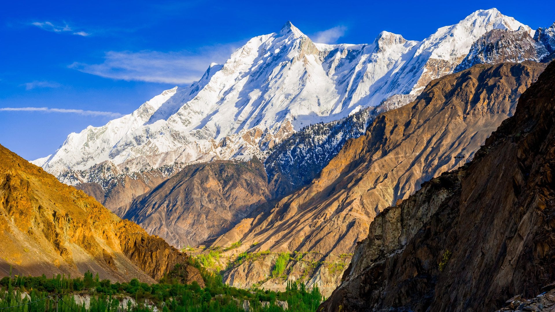 Hunza Valley One Of The Most Beautiful Places In Pakistan