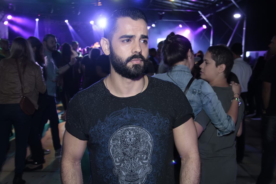A Turma Boa Que Foi Ver Show Da Anitta Na Wallpaper Para