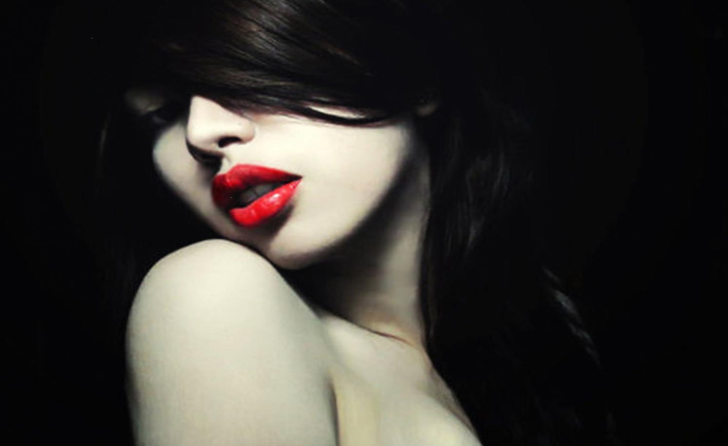 Red Lips Wallpaper HD