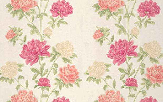 Pretty florals will add a feminine touch to any room 620x388