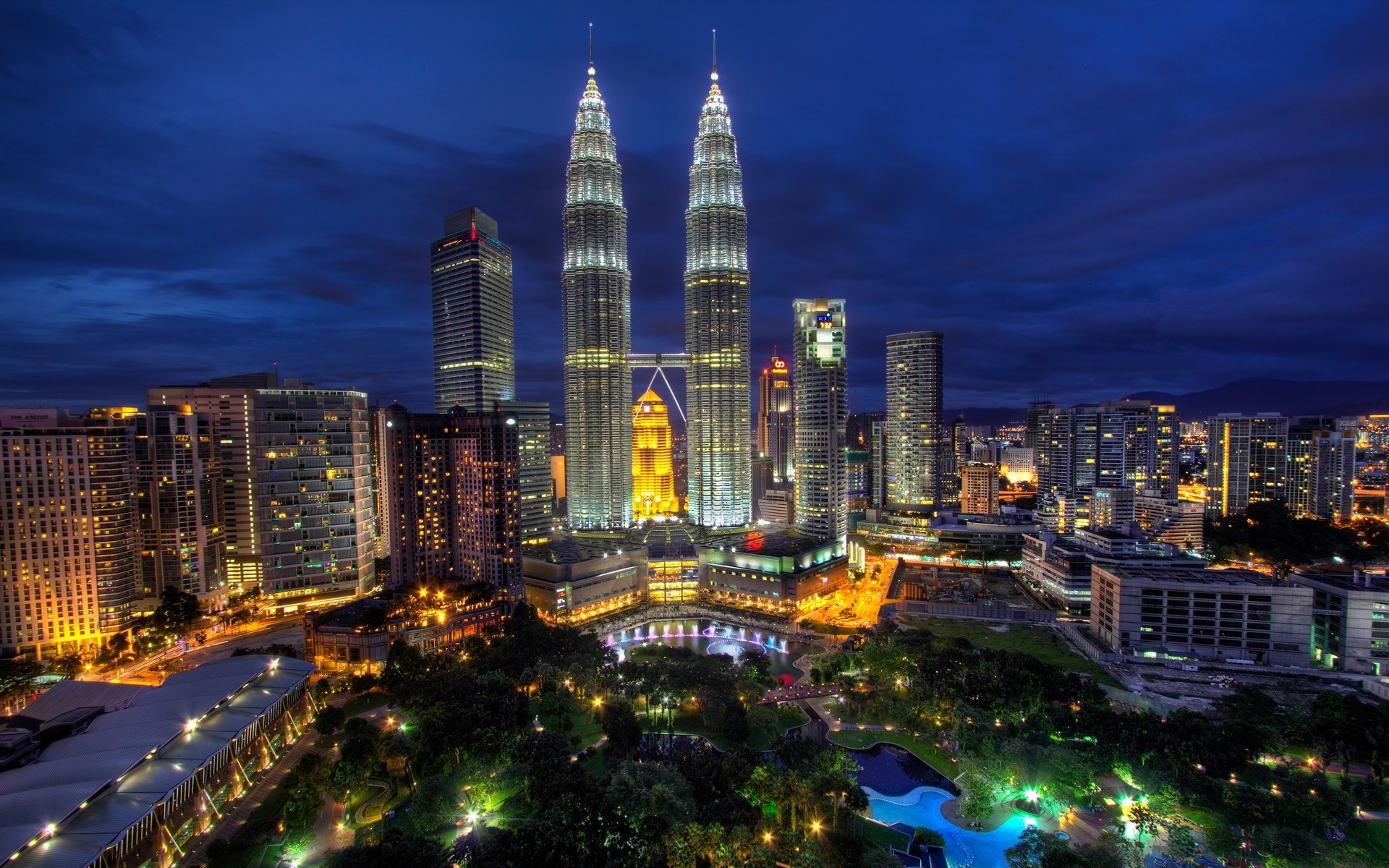 Night Lights Petronas Towers Kuala Lumpur Malaysia Wallpaper