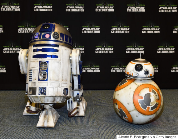 The New Star Wars Trailer That Cute Little Droid Isn T Cgi It S Real