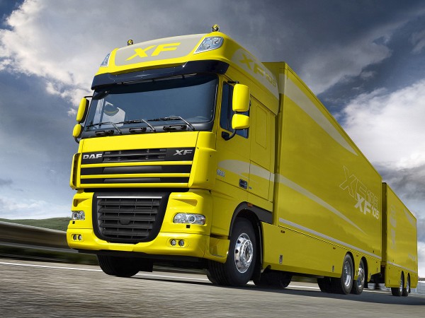 Wallpaper Yellow Daf Truck With Trailer HD