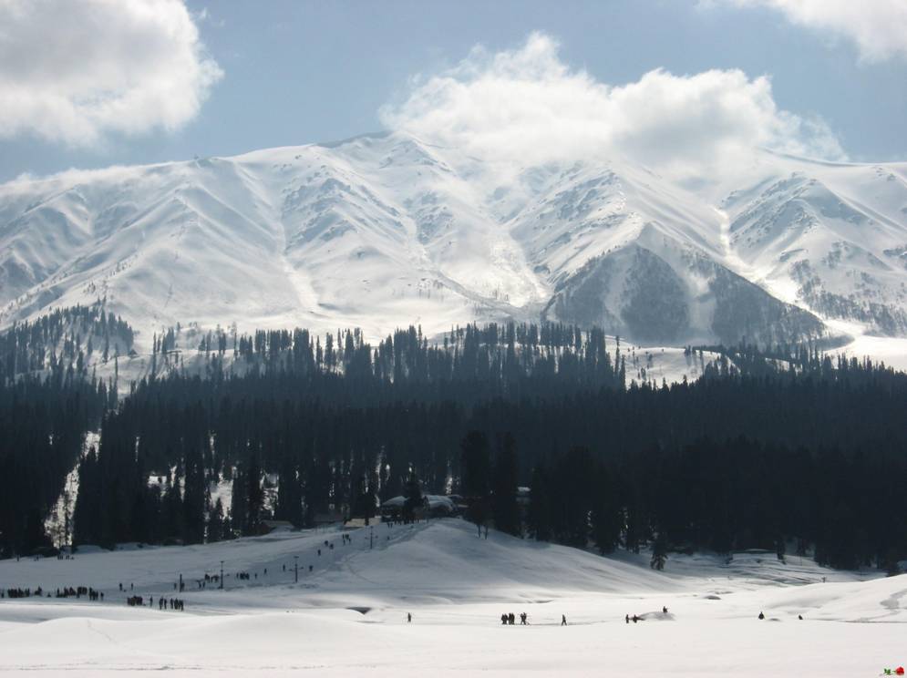 Superb Kashmir Scienaries High Clarity Image