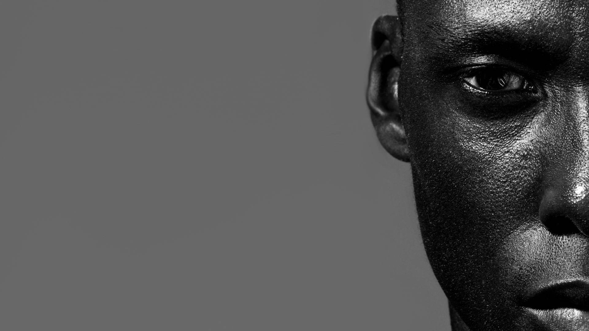 African Man Face Black White Wallpaper