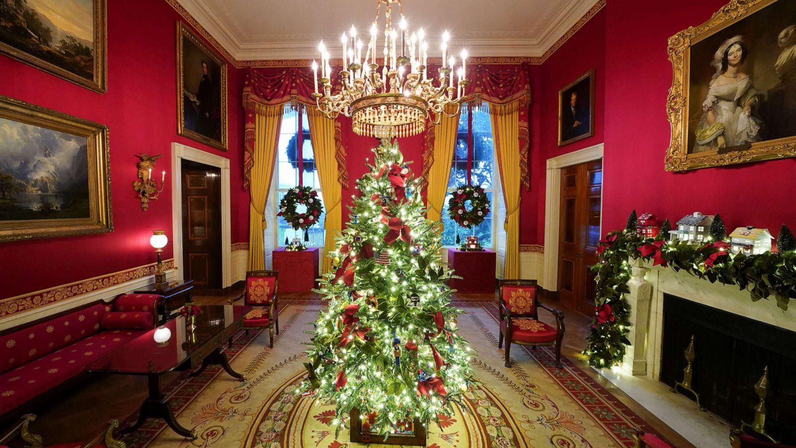Photos White House Christmas Decorations Revealed Abc News