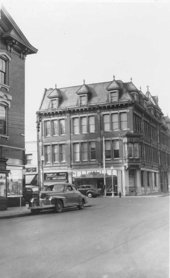 Ross County Block At The Sw Corner Of Paint And Second Streets Before