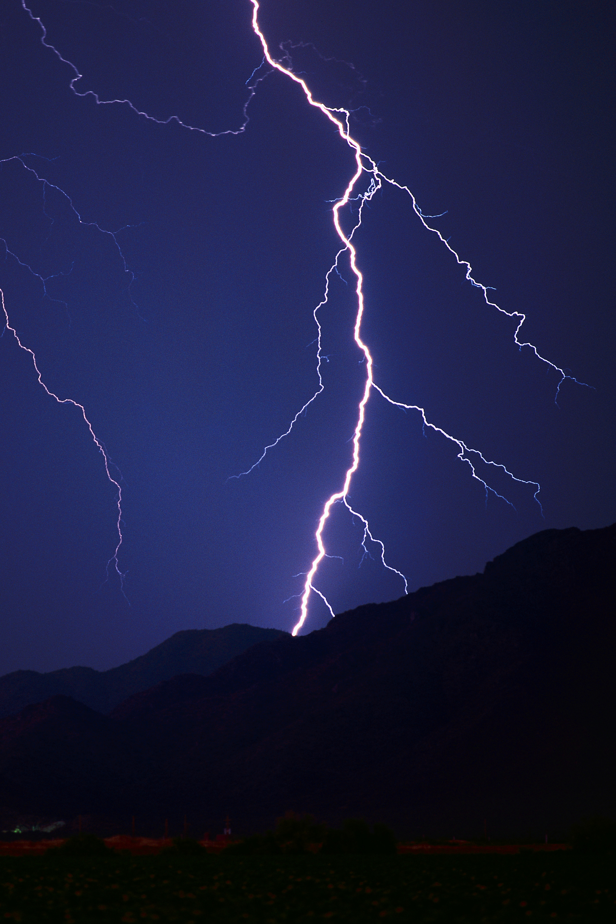 Storm Lightning HD Wallpaper Color Palette Tags