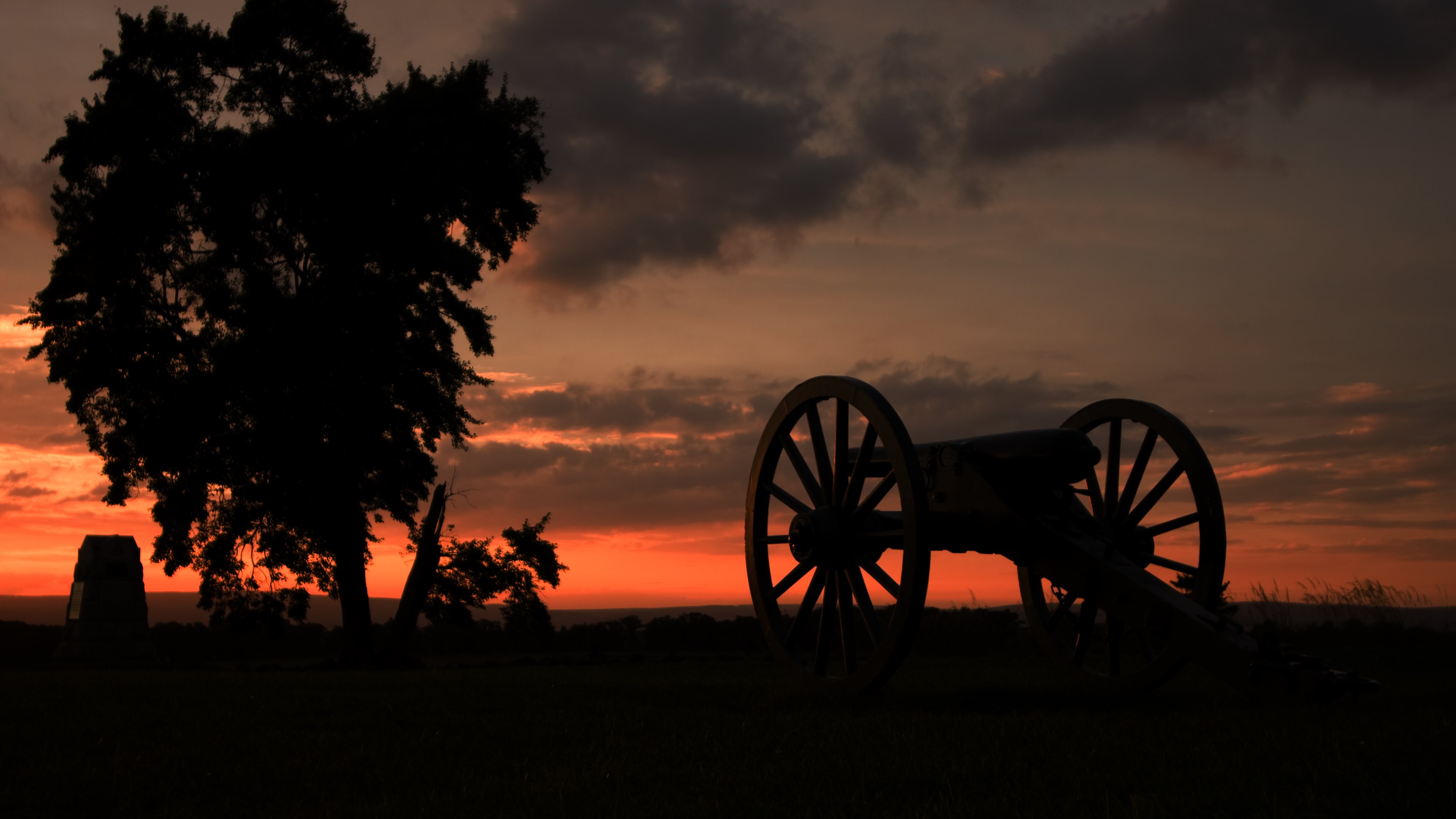 Sunset Picketts Charge Gettysburg Cannon Wallpaper