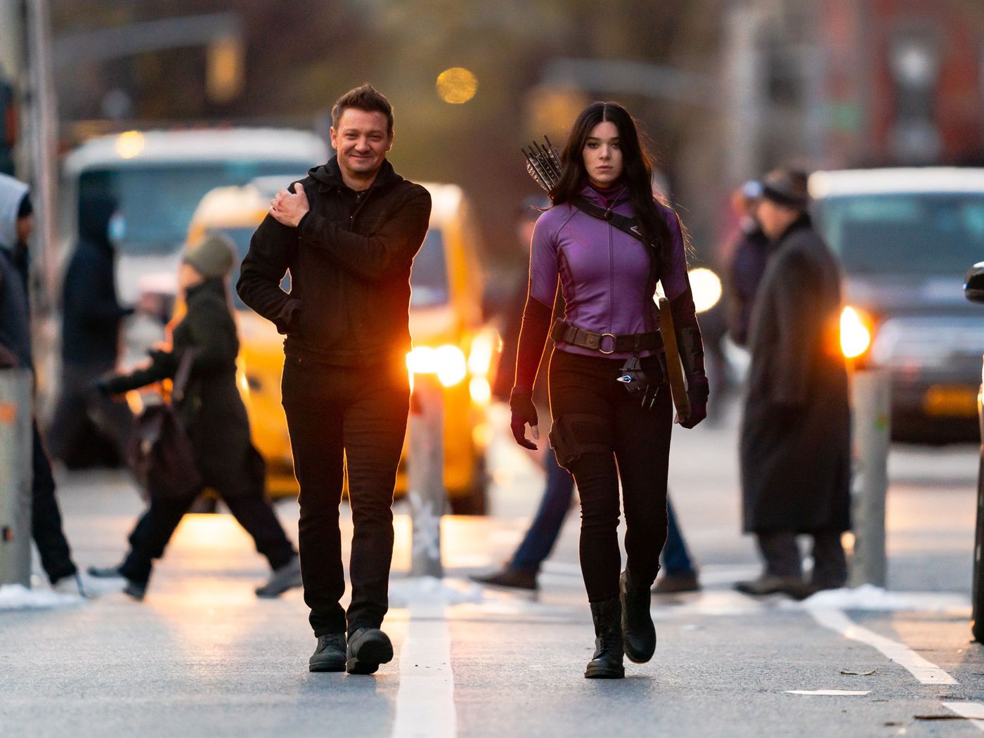 First Hawkeye Set Photos Hailee Steinfeld In Costume And Her Dog