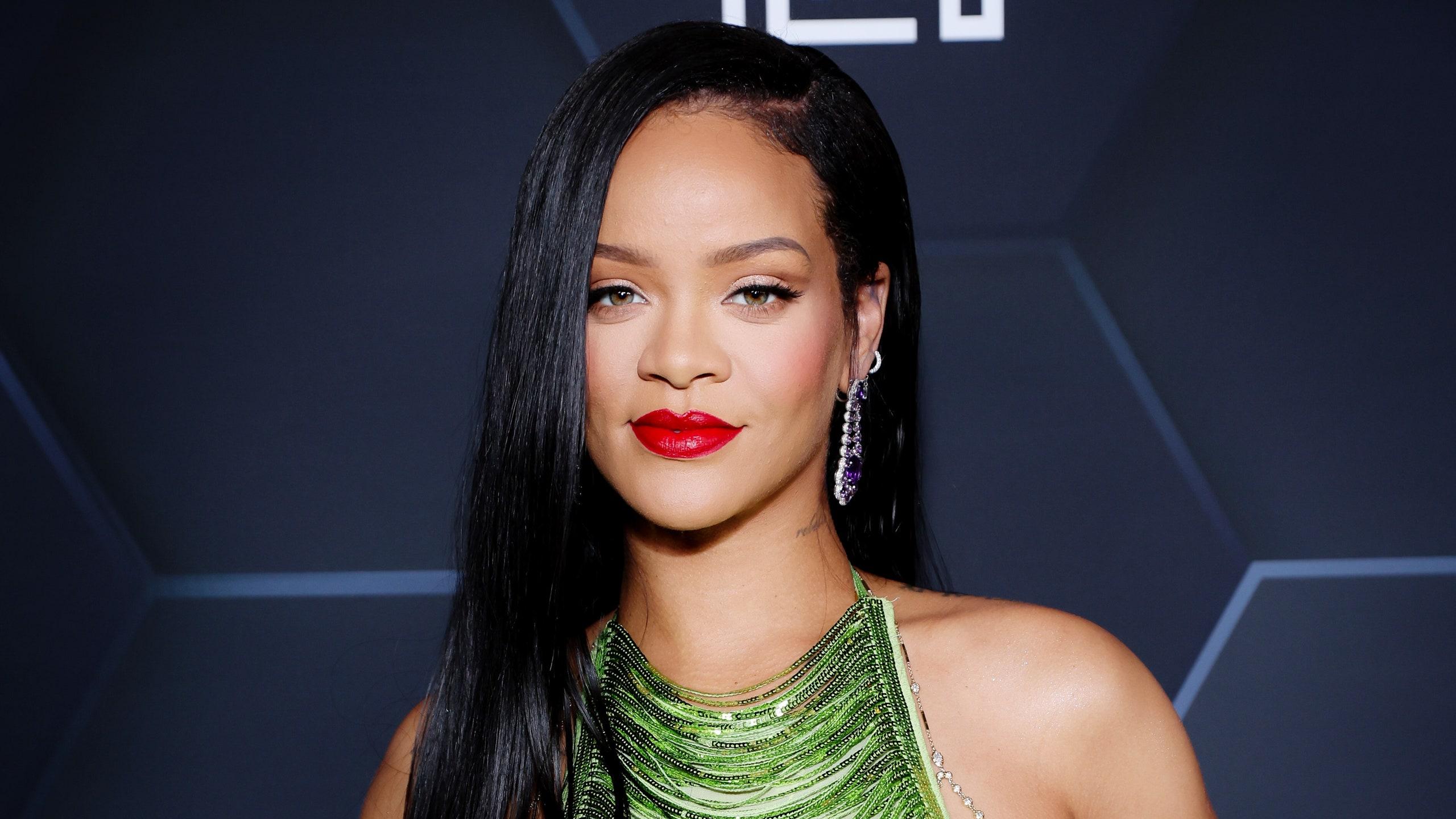 Rihanna to Headline the 2023 Super Bowl Halftime Show Teen Vogue