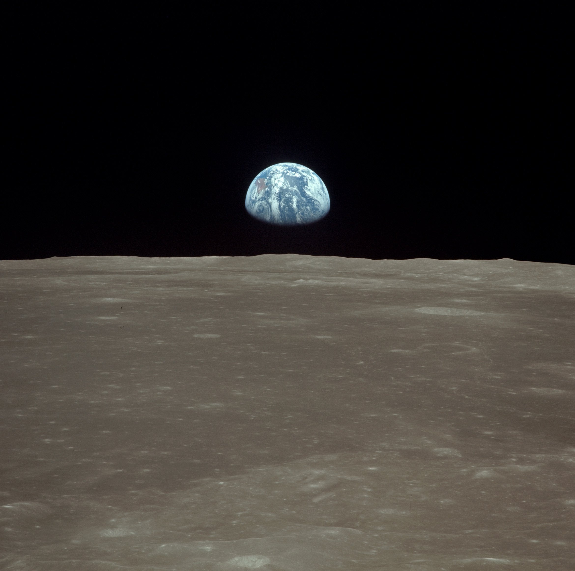 Earthrise Space