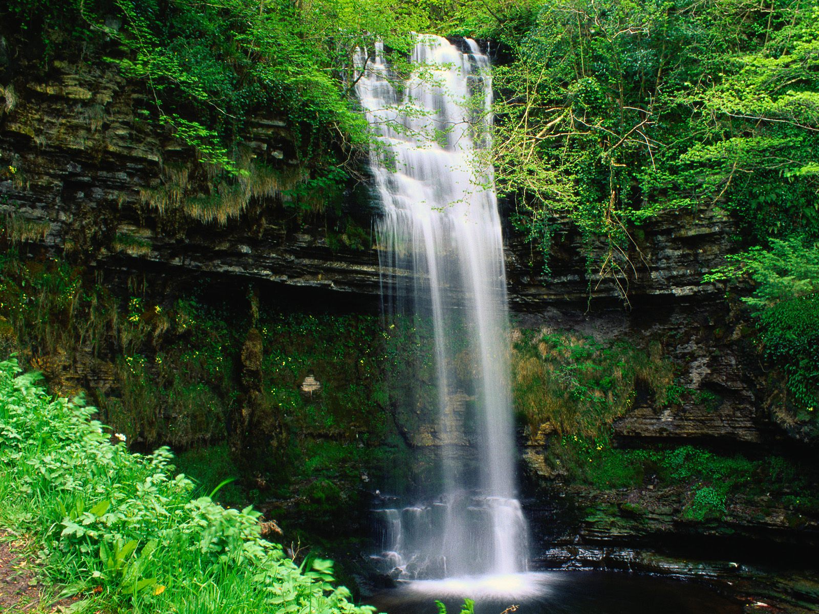 Desktopas Ireland Waterfall Gorgeous Wallpaper X Html