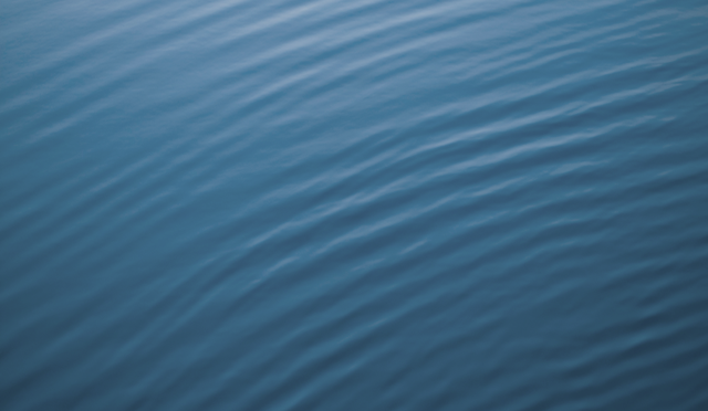 Water Waves iPhone Ios Wallpaper