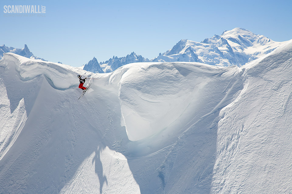 Photo Wallpaper Extreme Skiing Giant Leap