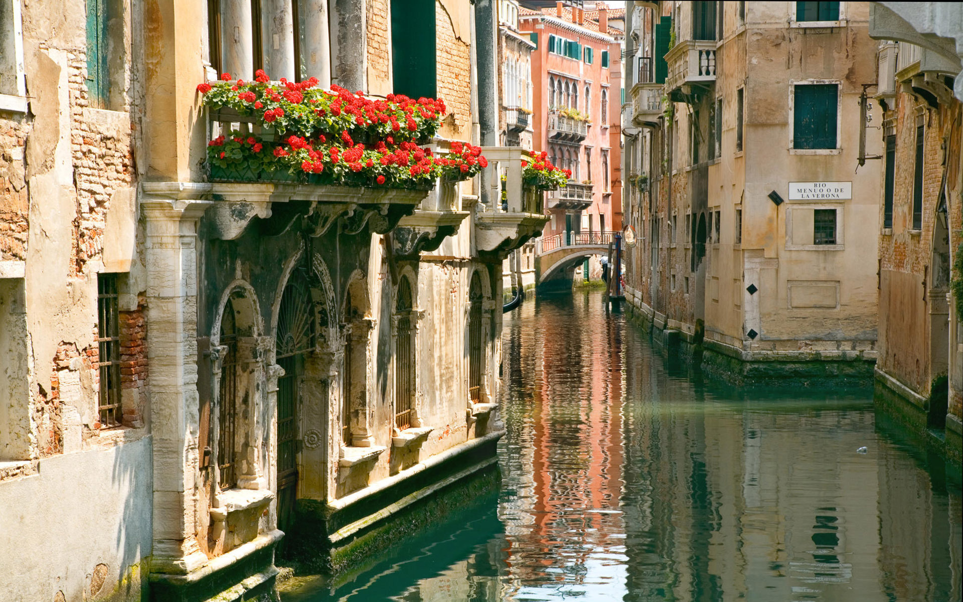 Wallpaper Venice Italy Canal Flowers Desktop World