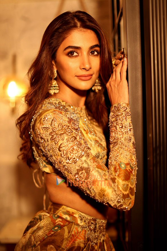 Pooja Hegde Photos Image HD Wallpaper
