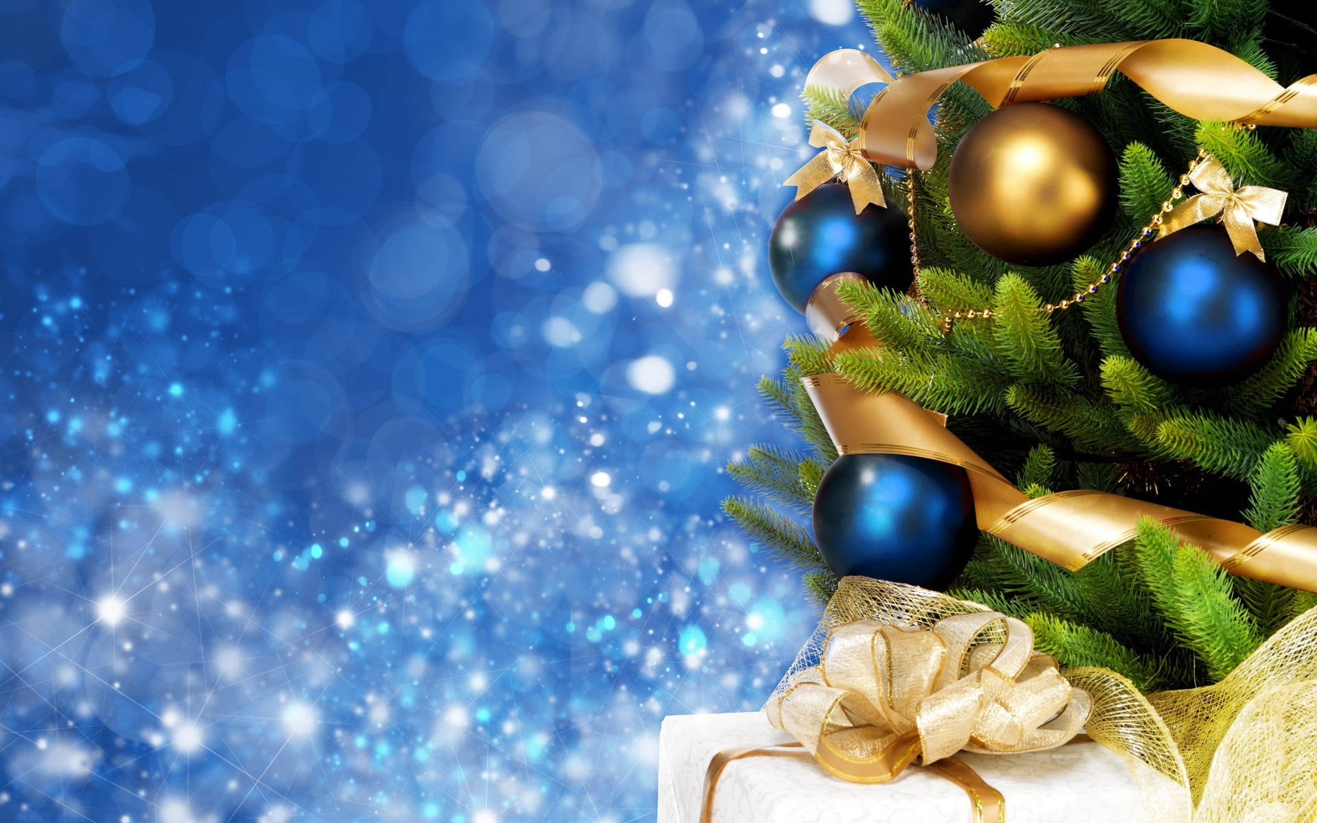Christmas Balls Wallpaper